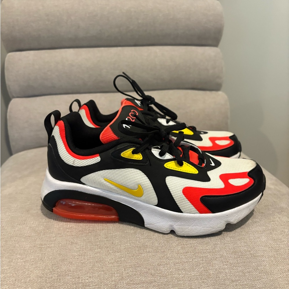 Nike Air Max 200